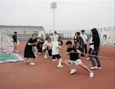 半岛体育官网-包含布莱顿训练开放日，国际比赛日队长鼓劲引欢呼，葡超在即，团队化学反应显著的词条