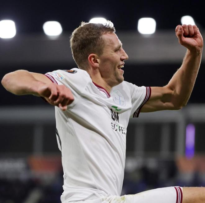 半岛体育官网-利物浦清晨远射贴柱国际比赛日罗马调整名单以备亚冠之后，风云突变尤文图斯窗口期手感冰凉 